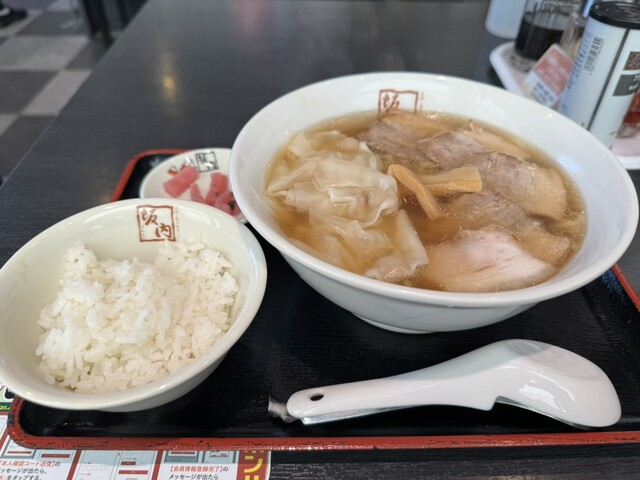 喜多方ラーメン 坂内 本庄店の写真1