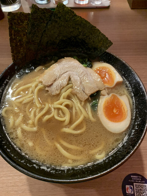 横浜家系ラーメン春樹 北浦和店の写真1