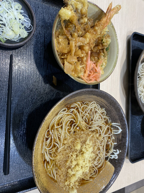 ゆで太郎 伊勢崎田中町店の写真1