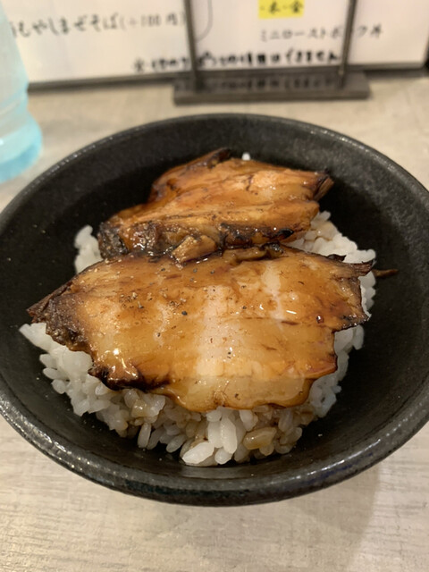 らーめん酒場 福籠 通町店の写真2