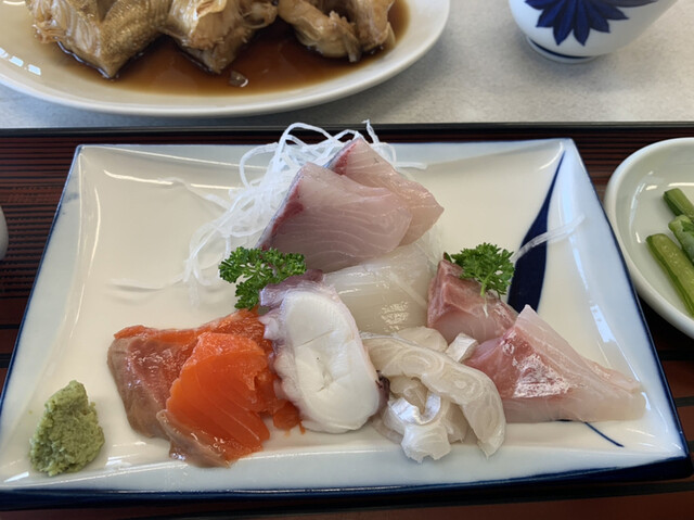 名立食堂の写真1