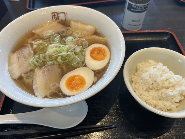 喜多方ラーメン 坂内 上尾店の写真2
