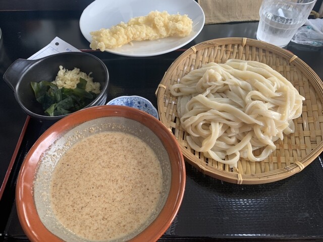 本格手打ち 鉄鍋うどん 白虎 問屋町店の写真2
