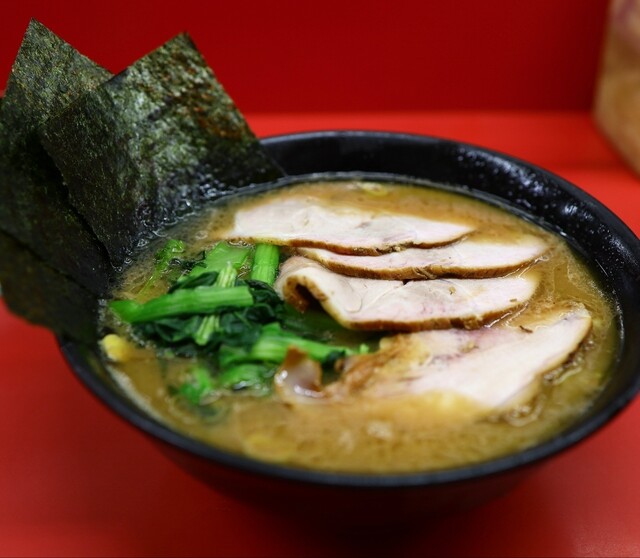 ラーメン 杉田家 本店の写真4